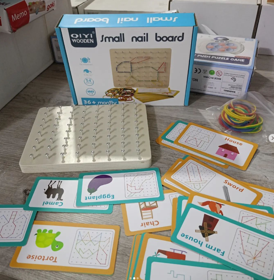 Tablero Geométrico Montessori de Madera