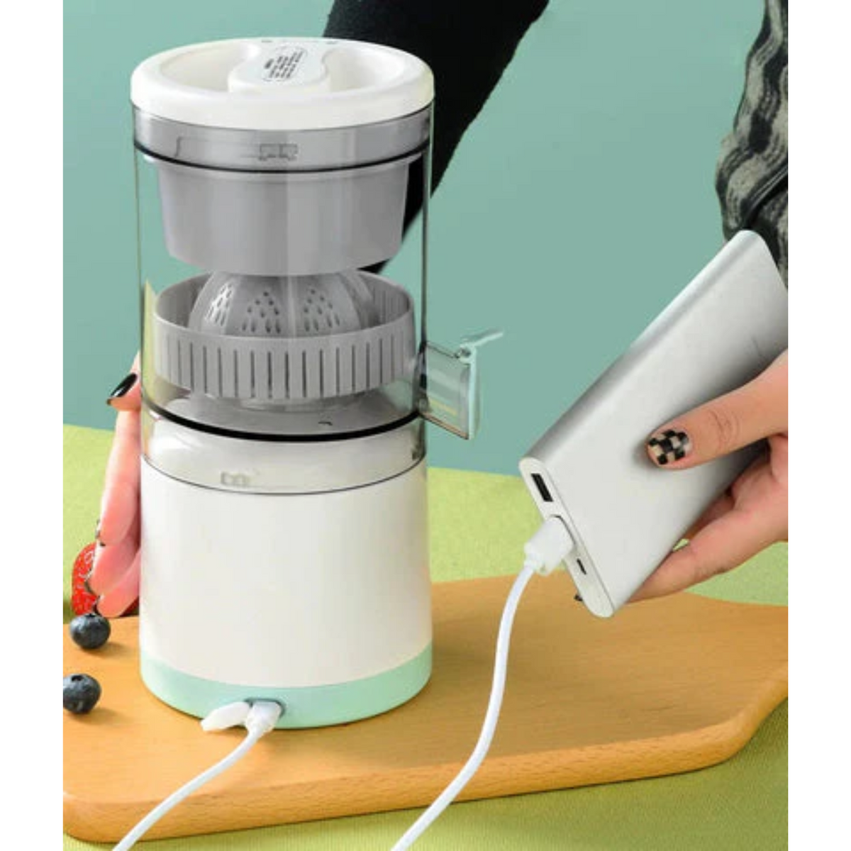 Exprimidor de Jugo Eléctrico Inalámbrico Recargable USB